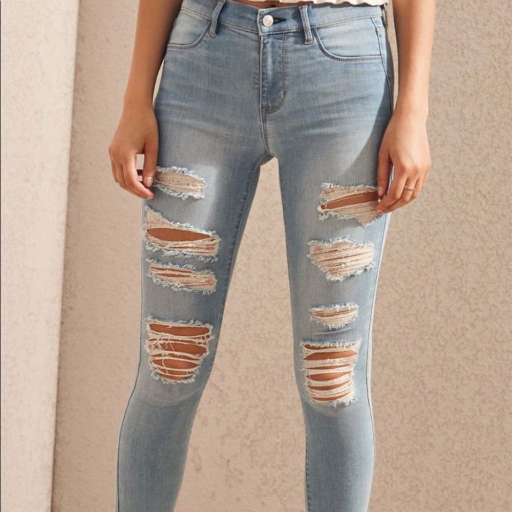 PACSUN DISTRESSED SKINNY JEANS
